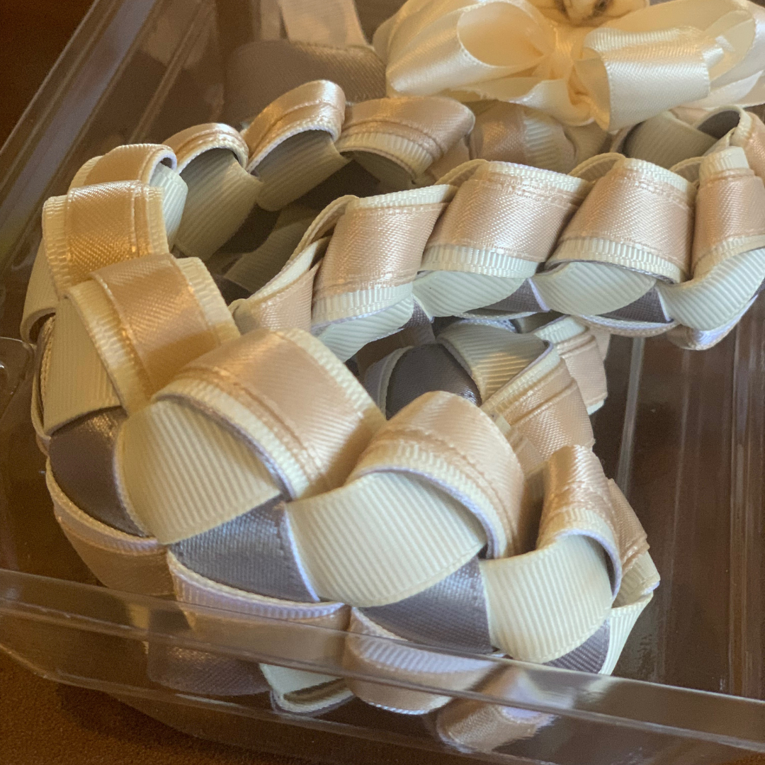 Graduation Ribbon Custom Lei - Personalized Name & Year