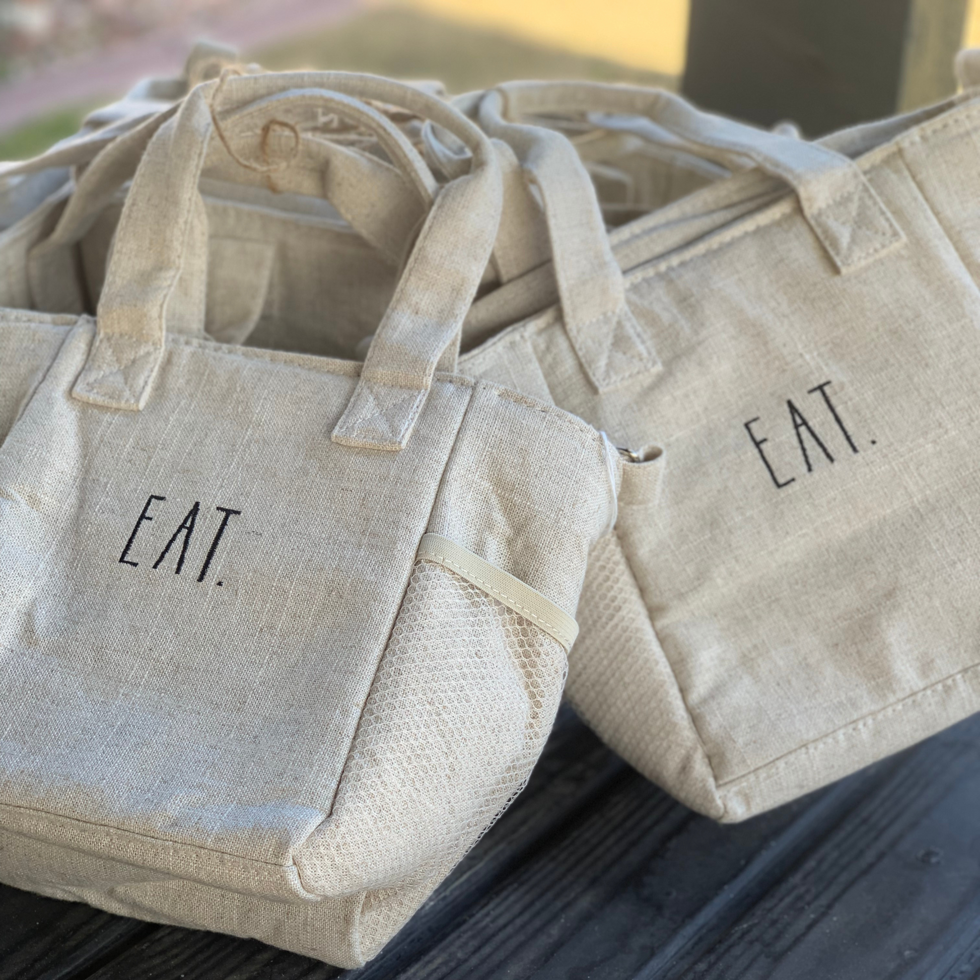 Rae Dunn Lunch Tote Bags – Stylish and Functional Lunch Bags with Rae Dunn's Signature Design